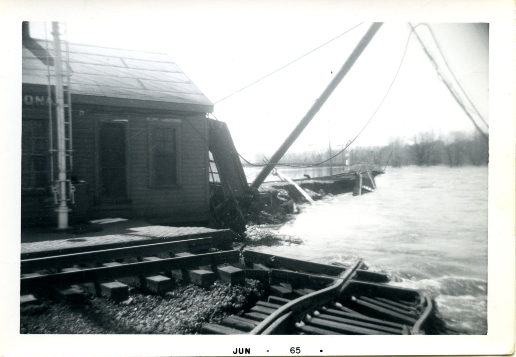 From Tribune files: Photos from the Great Flood of 1965